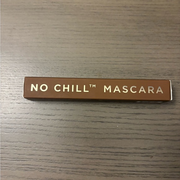 BRAND NEW mascara brown lengthening & volumizing  lavaa no chill - Picture 3 of 7